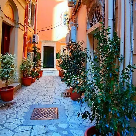 Plakada In The Heart Of Old Town *